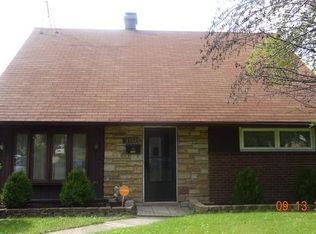 17048 Oakwood Ave, Lansing, IL