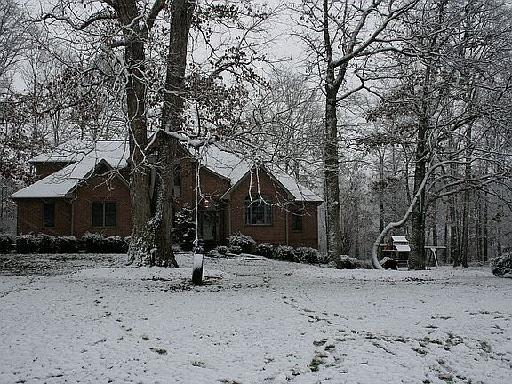 3rd image of 7930 Clara Chase Dr
