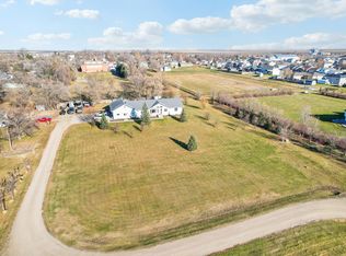 655 Christensen Ct, Mapleton, ND 58059