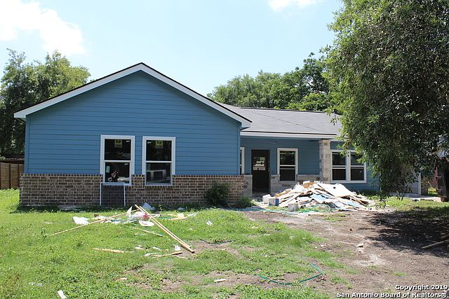1st image of 3519 Kirby Dr