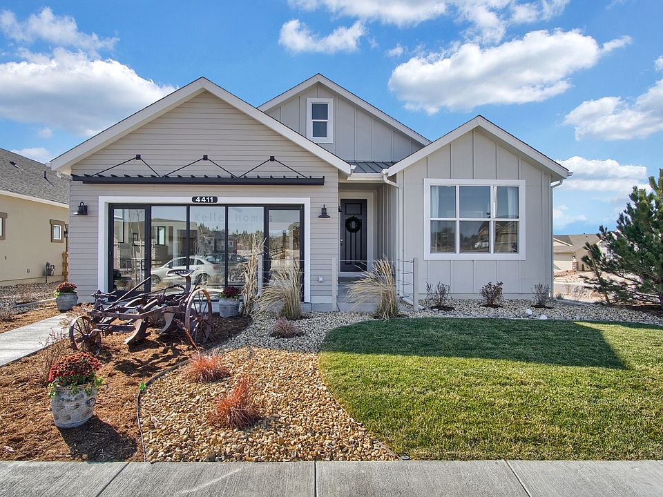 American Heritage Photo representing home to be built and may demonstrate optional features
