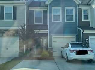 1410 Crest Creek Ct, Clover, SC 29710