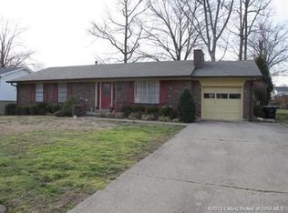 1111 Savannah Dr, New Albany, IN 47150
