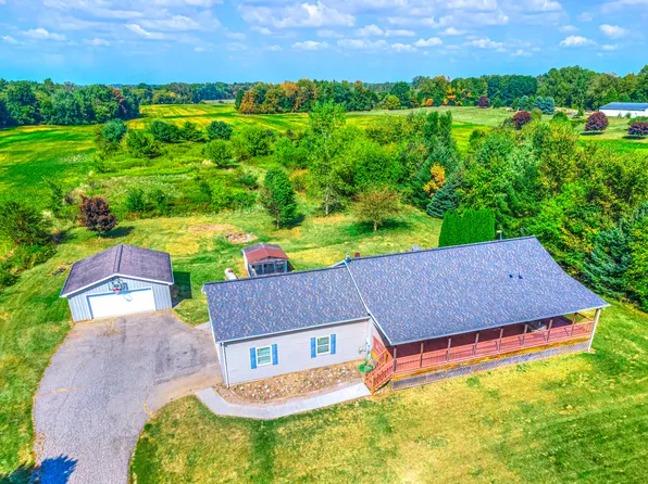 1460 W Fitchburg Rd, Leslie, MI 49251