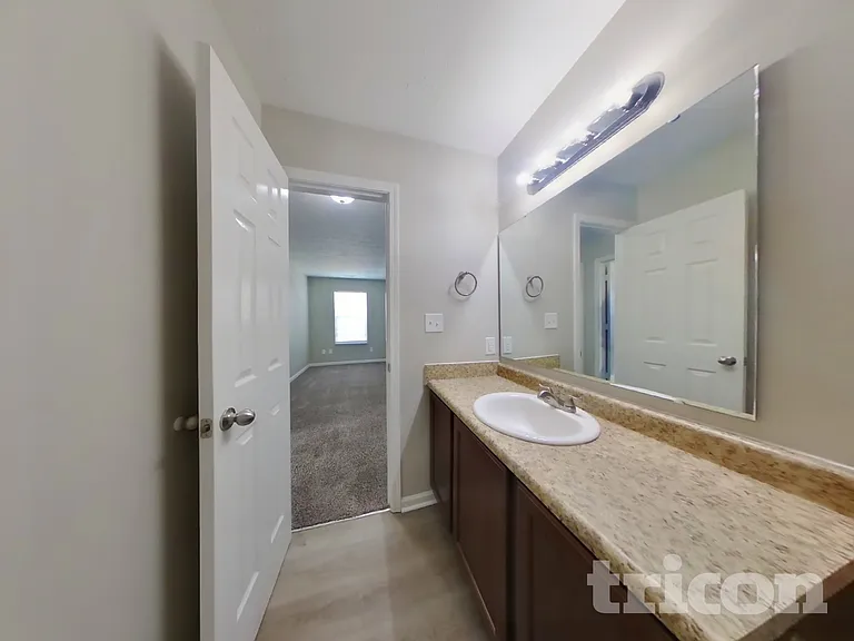 7507 Brattle Dr — Photo 18
