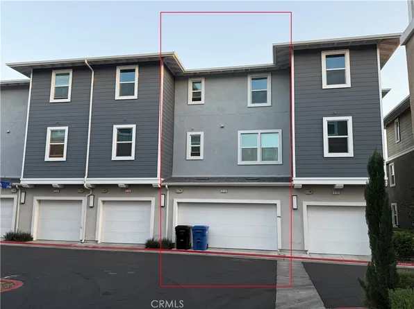 210 Farley Ln, Pomona, CA 91767