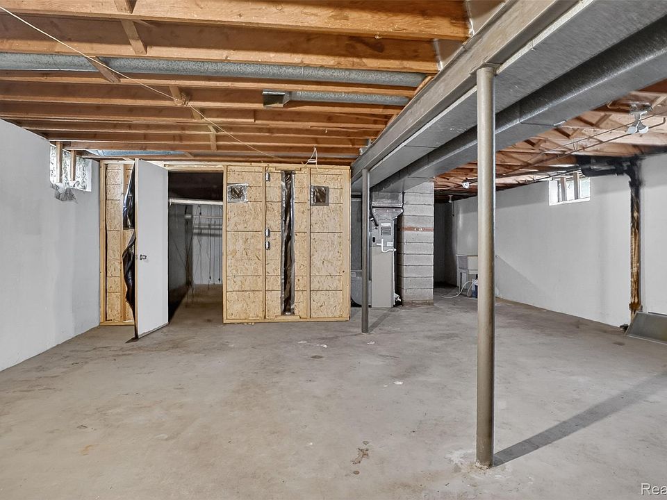 14548 Euclid Ave, photo 14