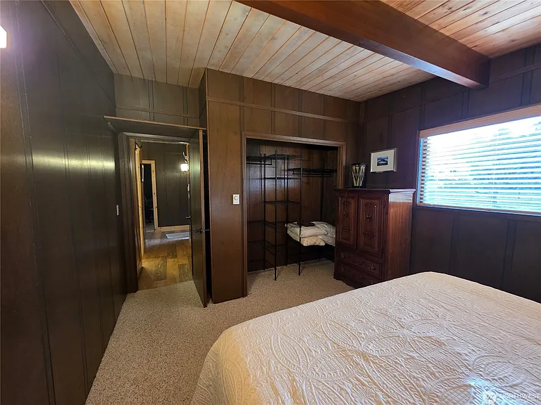 1577 Country Club Dr — Photo 24