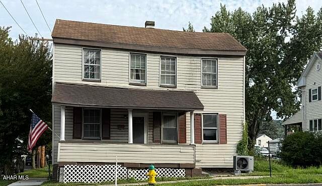 1st image of 620 Blair St
