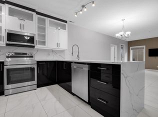 160 Magrath Rd NW #105, Edmonton, AB T6R3T7