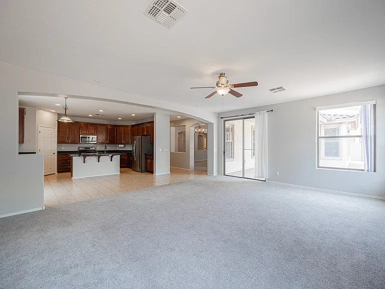 15268 W Coolidge St — Photo 4