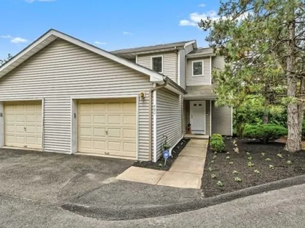 704 Skyline Dr, Haledon Boro, NJ 07508