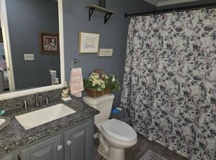 1407-26 Middle Rd, Calverton, NY 11933