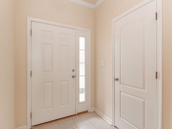 3rd image of 103 Mount Vernon Ct