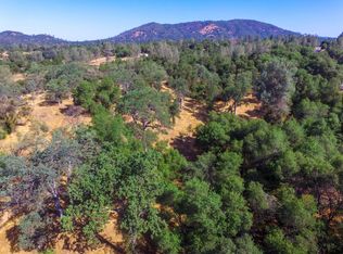 1 Knickerbocker Rd, Ahwahnee, CA 93601