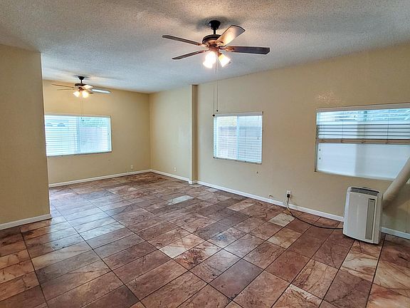 4th image of 8937 San Juan Ave