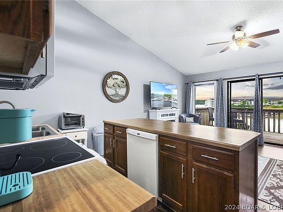 3rd image of 291 Southwood Shores Cir #3B