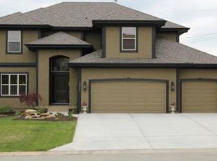 10951 S Barth Rd, Olathe, KS 66061