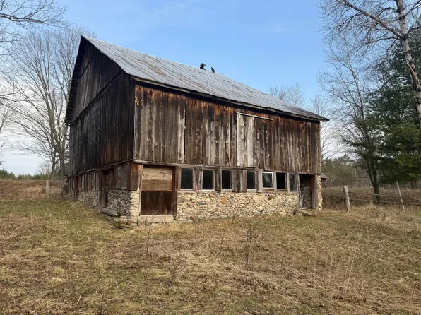 E Seven Mile Rd, Tustin, MI 49688