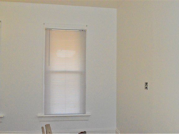 2nd image of 2411 N Richards St