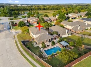 1221 Evers Dr, McKinney, TX 75071