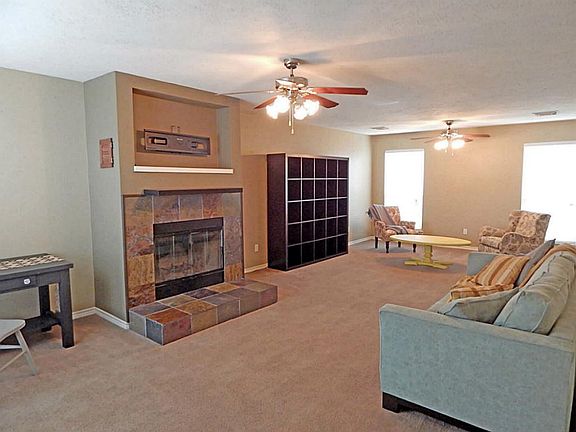 5th image of 2323 Shady Pine Dr