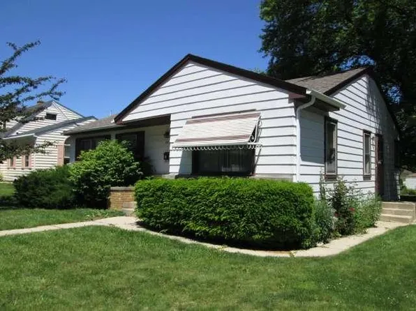 2809 9th Ave, South Milwaukee, WI 53172