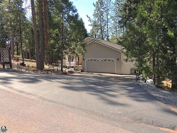 3rd image of 20772 Buttercup Cir #4/310