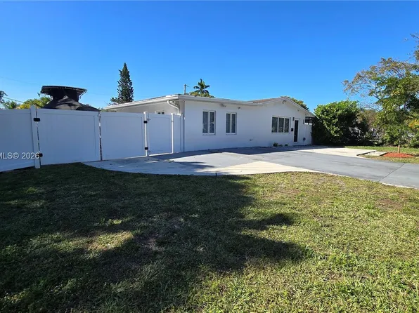1300 N 64th Ave, Hollywood, FL 33024