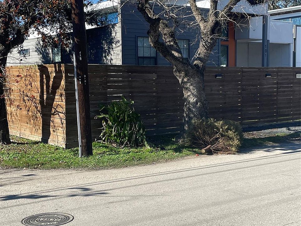 2nd image of 3015 Delia St