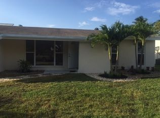 8921 NW 5th St, Pembroke Pines, FL 33024
