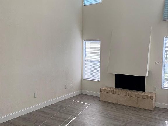 2nd image of 17202 Sandalwood Dr