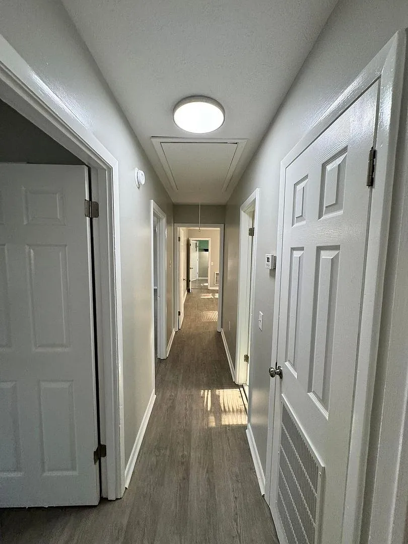 3 Bed 1.5 Bath Brick House — Photo 2