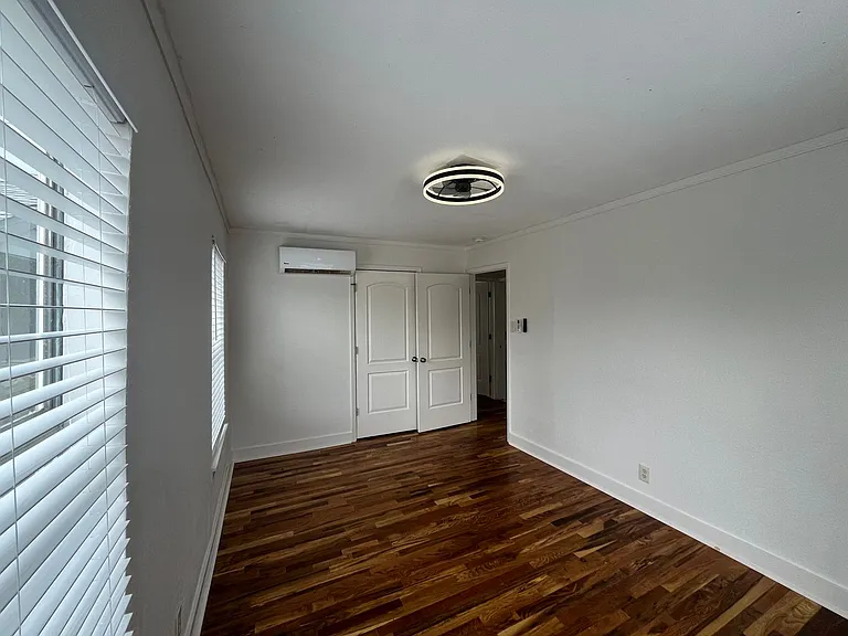 3412 Denver Ave #D — Photo 11