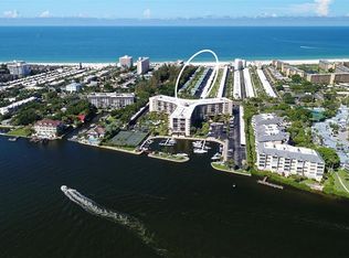 5860 Midnight Pass Rd APT 19, Sarasota, FL 34242