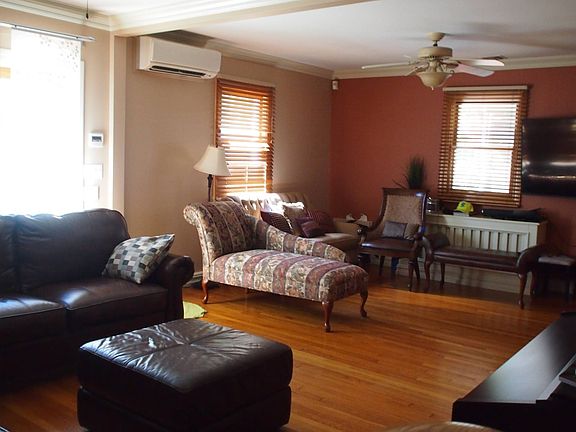 4th image of 80 Clawson St