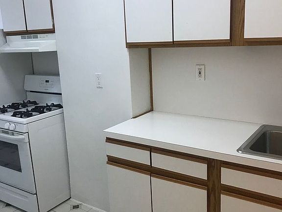4th image of 8315 Lefferts Blvd APT 1F