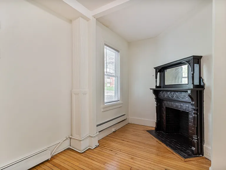 169 Waterman St #2 — Photo 9