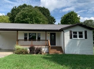 808 Lovers Lane Rd SE, Calhoun, GA 30701