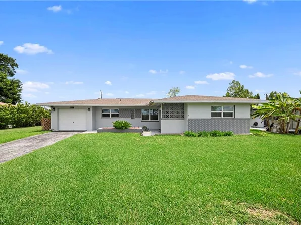 803 Monet ST, LEHIGH ACRES, FL 33936