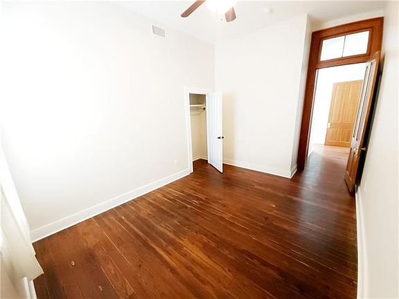 4th image of 8715 Willow St