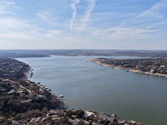 2nd image of 618 Bermuda