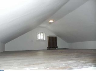 731 E 4th St #2, Bridgeport, PA 19405