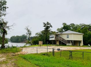 257 Elm St, Wewahitchka, FL 32465