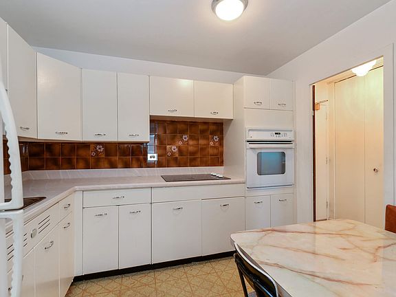 Kitchen with a built in banquette