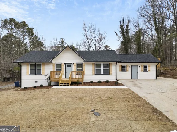 2984 Tara Woods Dr, Douglasville, GA 30135