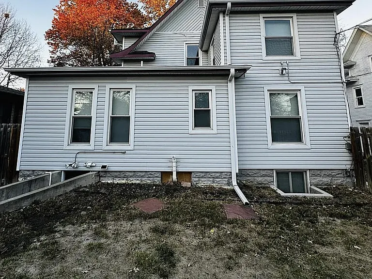 1135 Sumner St #3 — Photo 13