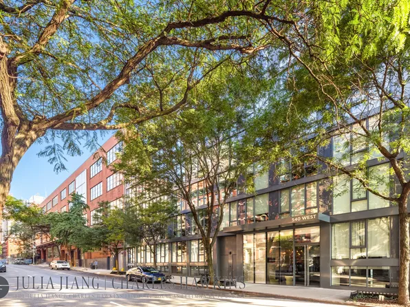 540 West 49th Street image 13 of 14