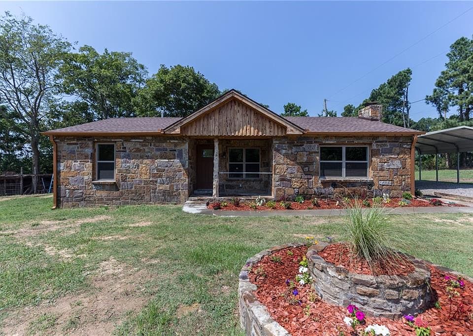 1st image of 23 Meadow Wood Ln