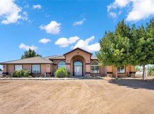 9225 Muscatel Rd, Phelan, CA 92371